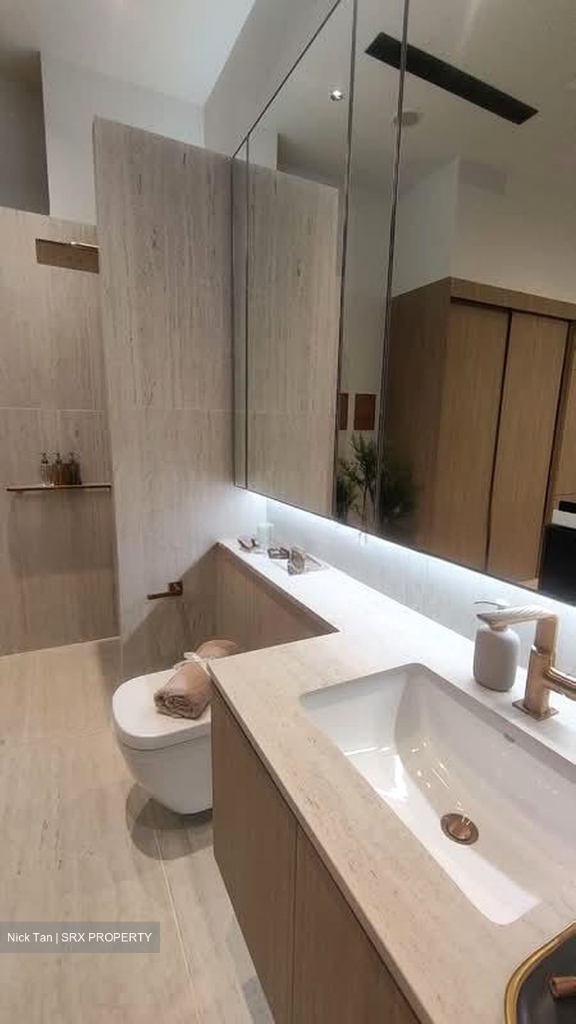 Duet (D10), Condominium #587620571